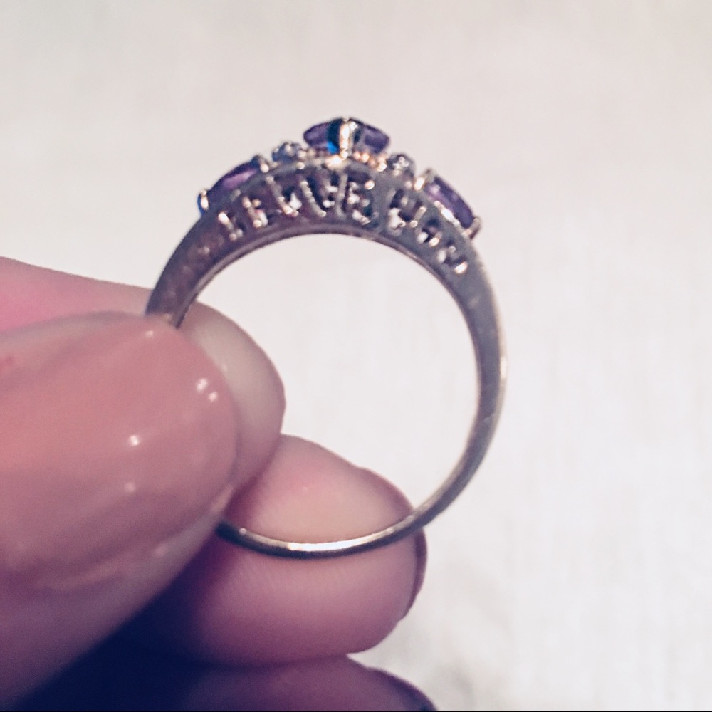 Lovely AMETHYST AND DIAMOND RING♥️💍 - Picture 3 of 4